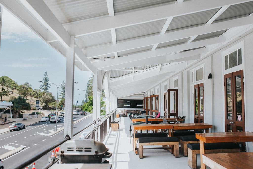 Coolangatta Sands Hotel Экстерьер фото